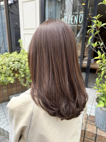 ヴィラロドラオーガニックカラーで染めた女性